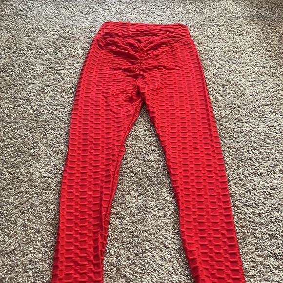 red butt lift leggings - Picture 4 of 4